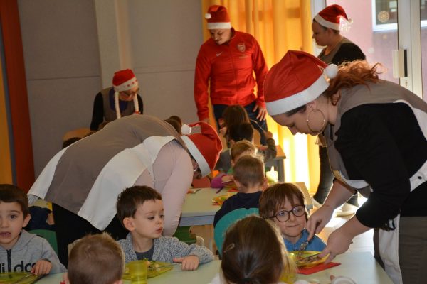 noël restaurant scolaire